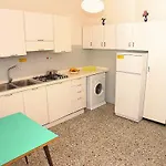 Nyaraló Lignano Pineta Mit Garten